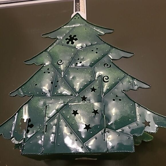 Hanging Christmas Candle Holder - Picture 5 of 11